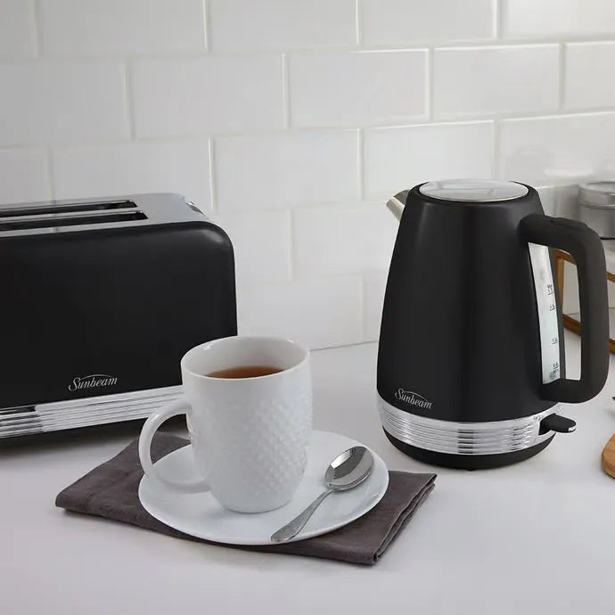 Sunbeam The Chic Collection Set Kettle and Toaster Black PUM3510BK - SuperOffice